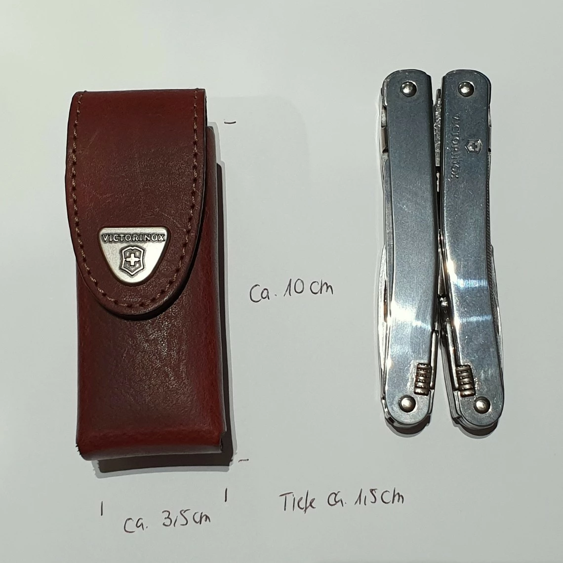 Victorinox Leather Case With Rotating Belt Clip 5 Victorinox Leather Case With Rotating Belt Clip - Image 3