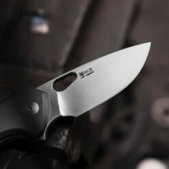 GiantMouse ACE Tribeca 8 GiantMouse ACE Tribeca -outdoor knives sale 2023 08 KnifeLounge GM Tribeca Ti 4