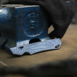 Lynch Open Door Policy "ODP" V1.0 Prybar - Blue -outdoor knives sale IMG 6040