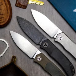 Urban EDC LC Titanium -outdoor knives sale Lifestyle 5 155682cf 2649 46a9 a409 2578263c563c 2000x
