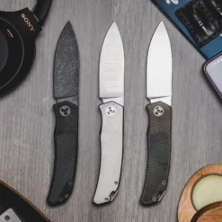 Urban EDC LC Titanium -outdoor knives sale Lifestyle 8 8807bfe7 5b0d 4568 b4de 93a87de4d48c 2000x