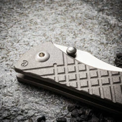 Chris Reeve Umnumzaan Lefthand -outdoor knives sale crk umnumzaan lh droppoint 02 web