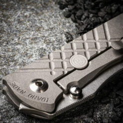 Chris Reeve Umnumzaan Lefthand -outdoor knives sale crk umnumzaan lh droppoint 04 web