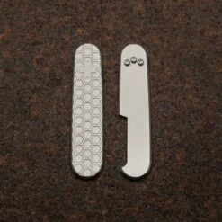 Daily Customs 91 Mm Honeycomb 2D Titan