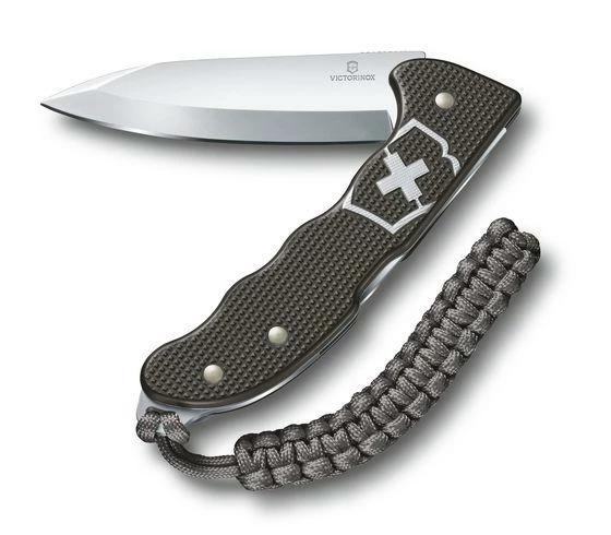 Victorinox Hunter Pro Alox Limited Edition 2022 3 Victorinox Hunter Pro Alox Limited Edition 2022